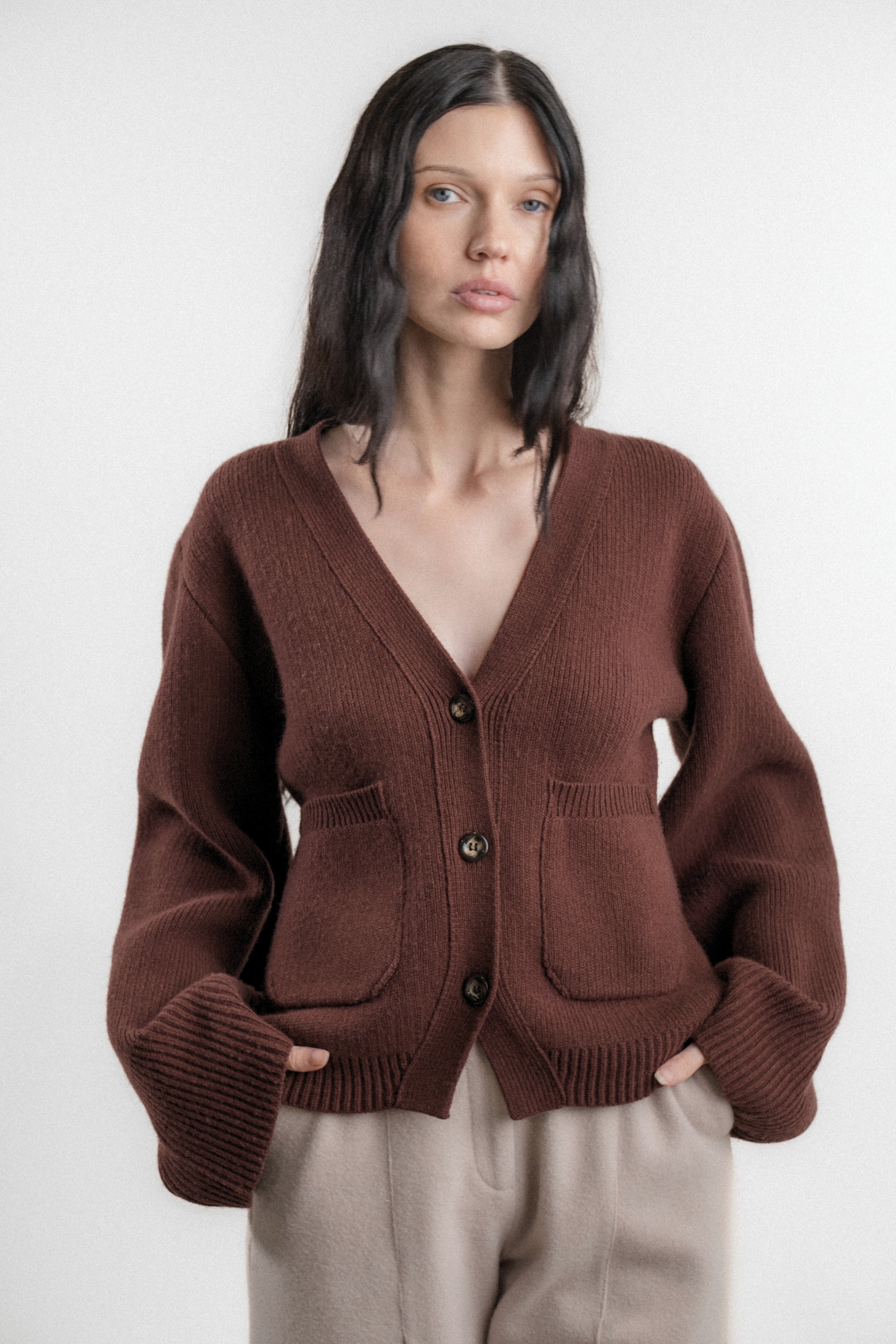 Oslo Cardigan Brown