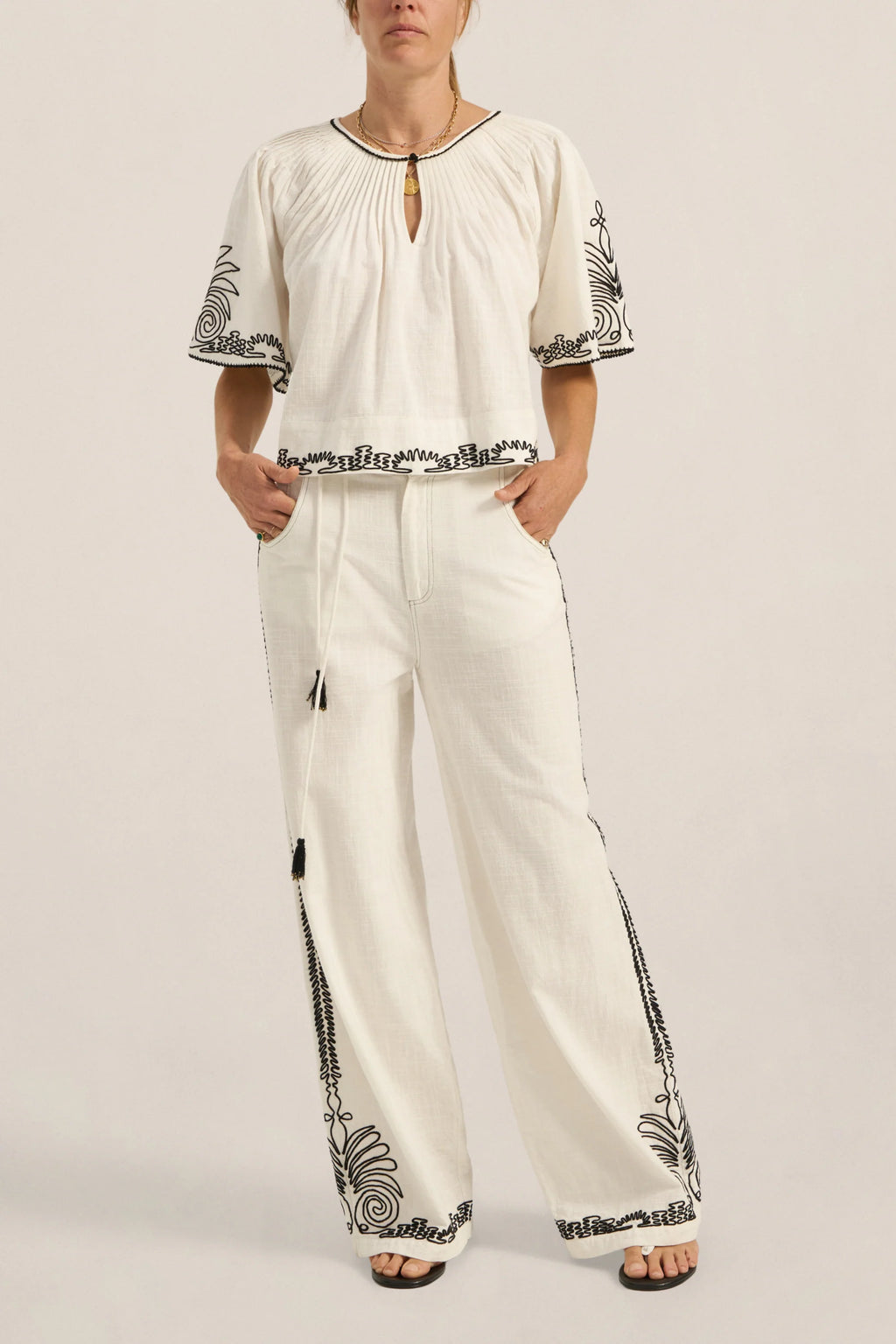 Odin Dori Embroidery Pants