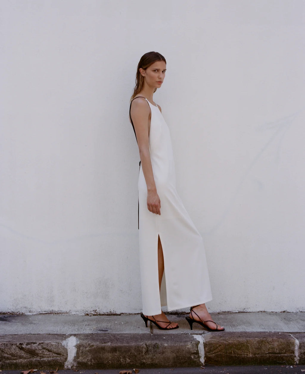 Backless Knot Dress