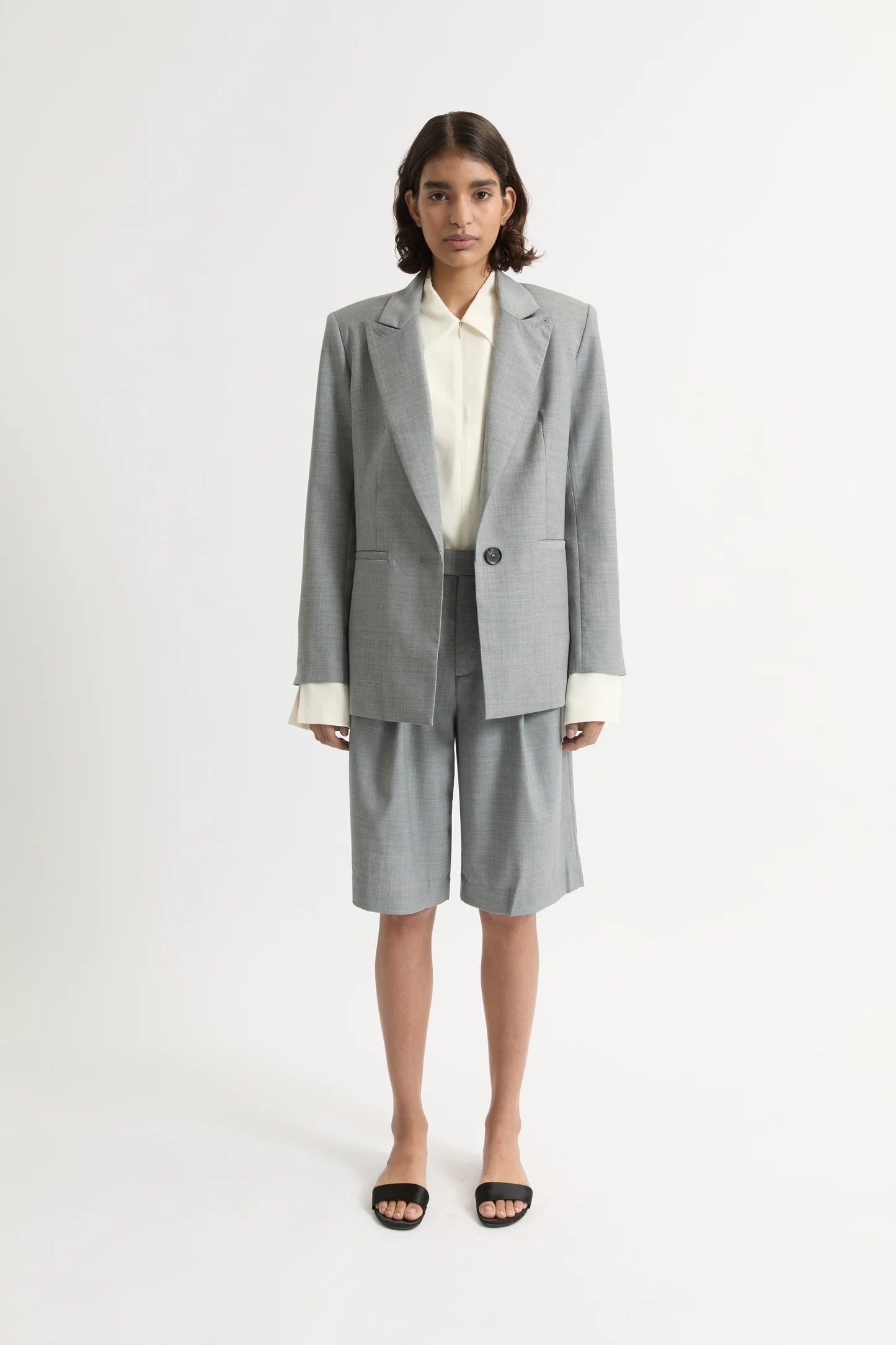 Ila Blazer Gray