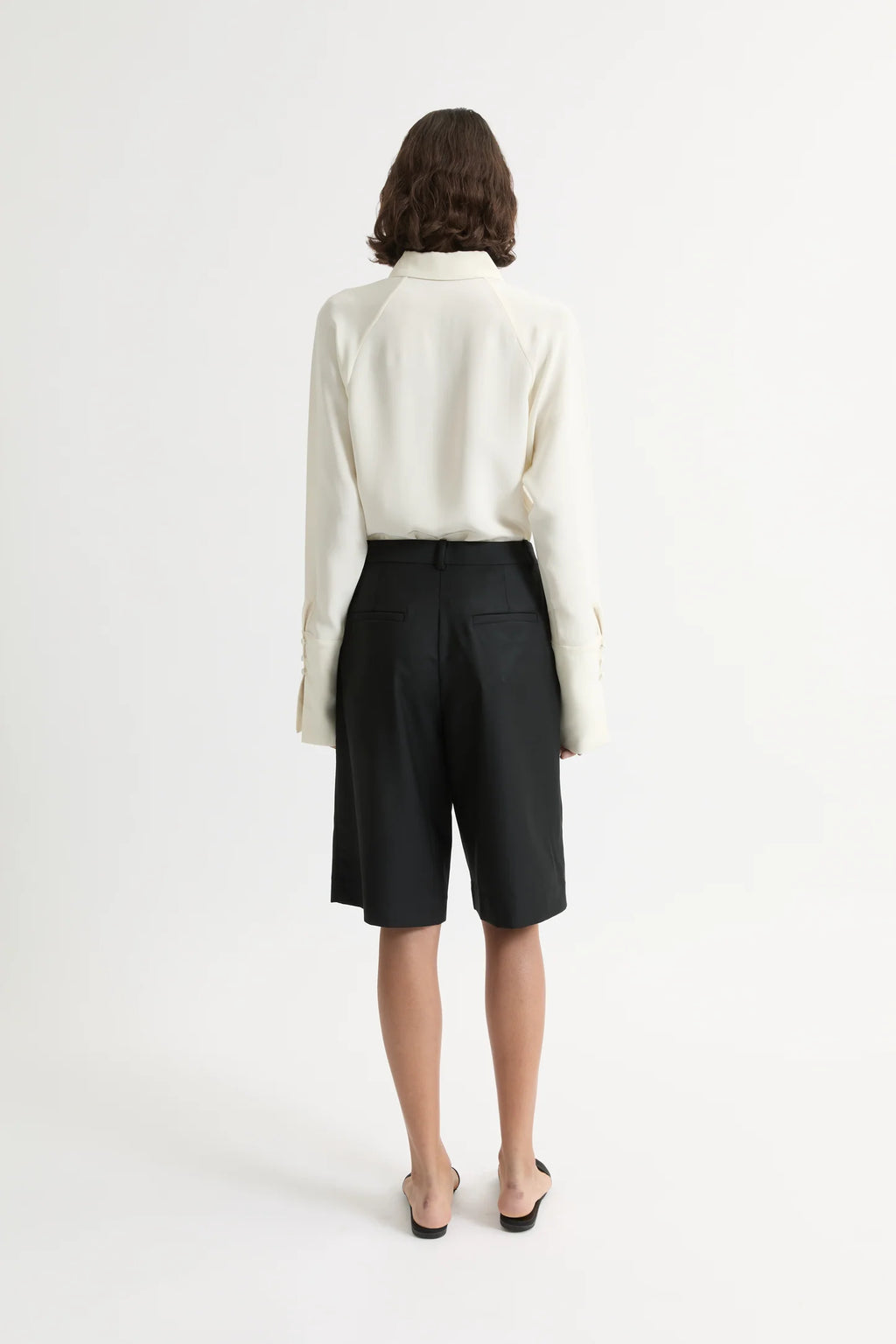 Ila Short Black