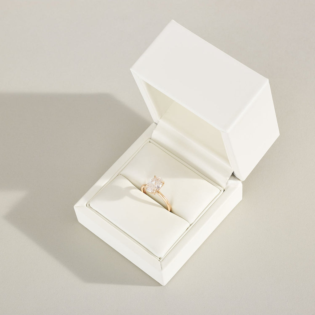 Dimmon Icon Gray Clara | Oval Solitaire Lab-Grown Diamond Engagement Ring – WeWearAustralian