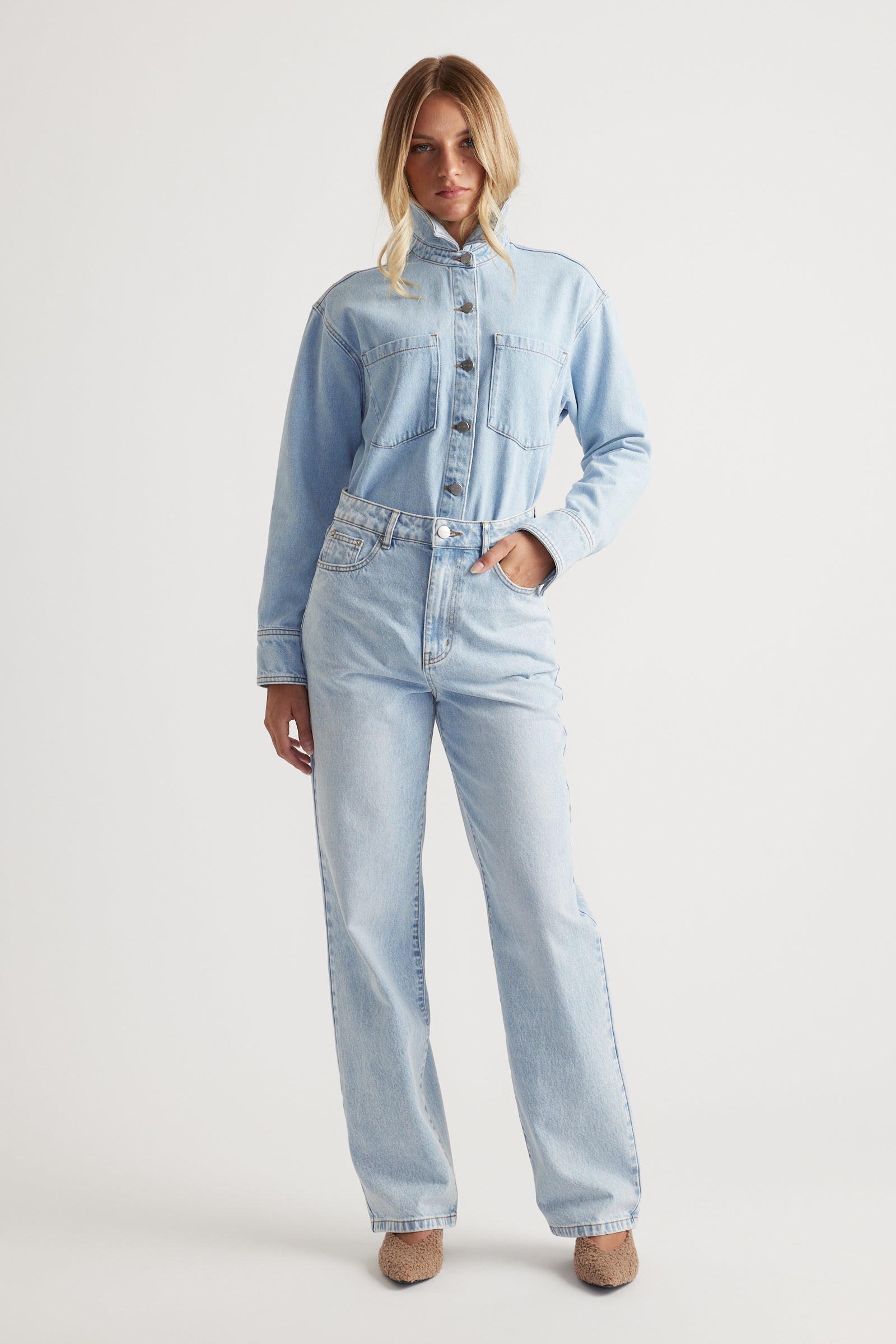 Ariana Straight Leg Jean