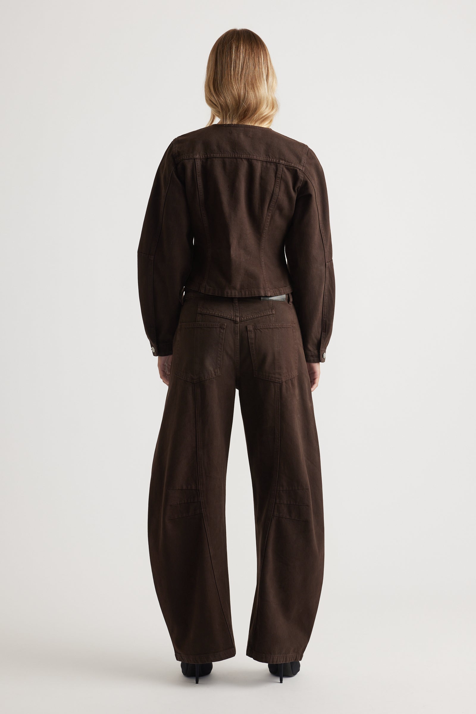 Amaya Barrel Leg Jean