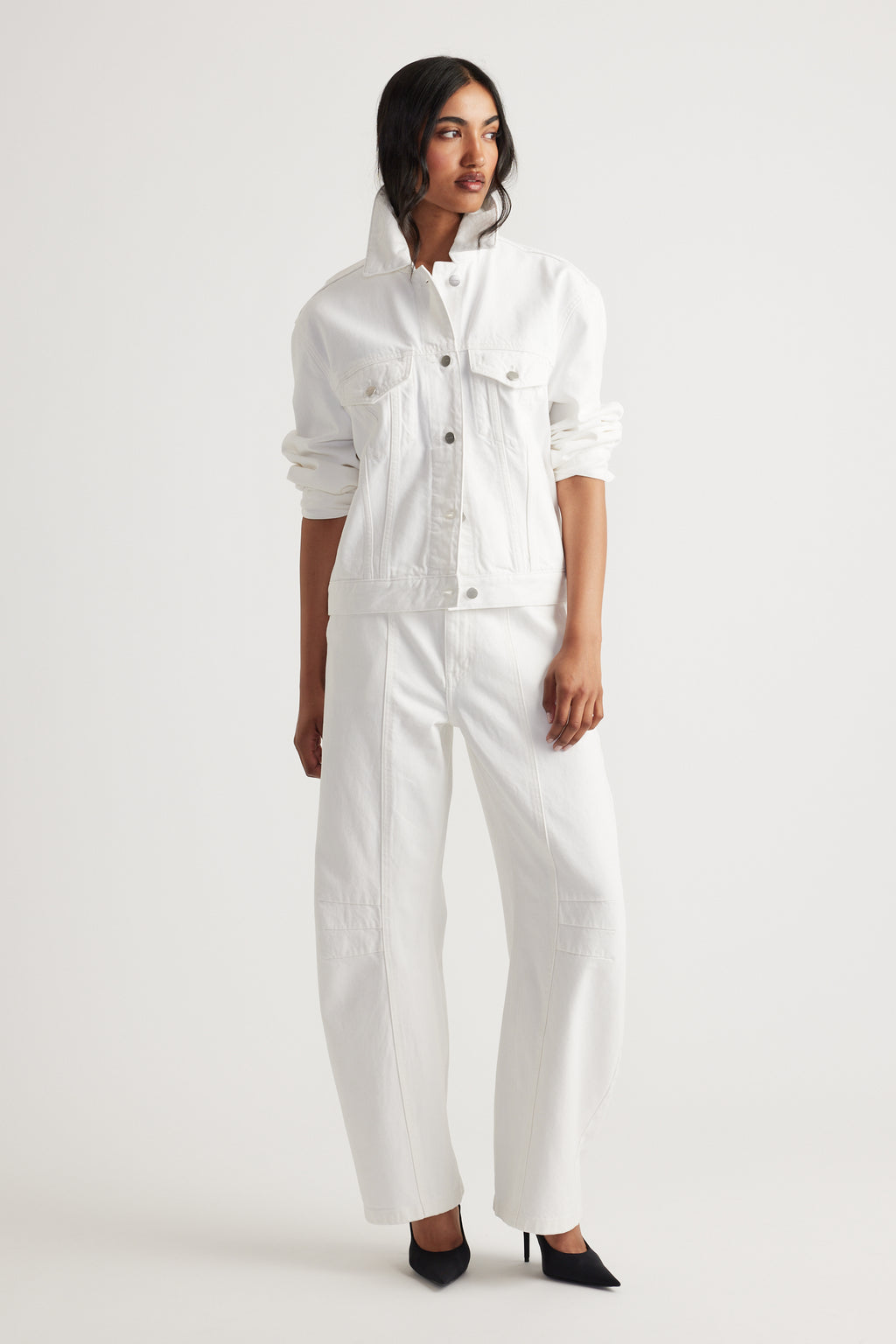 Amaya Barrel Leg Jean