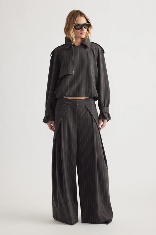 Ava Bubble Trench