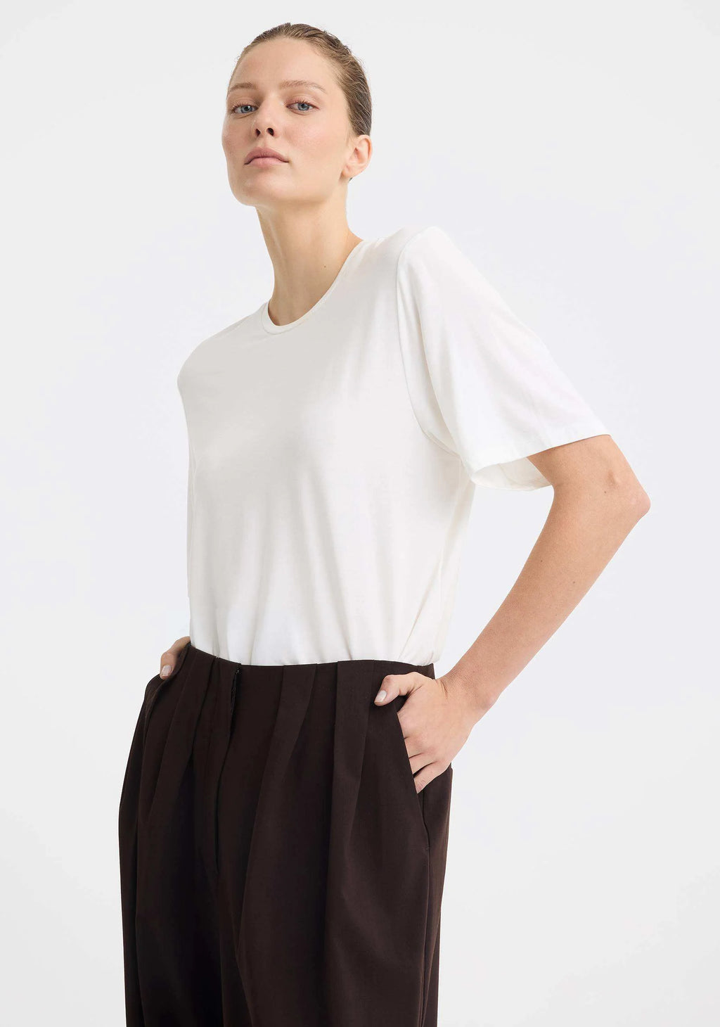 Liana Tee