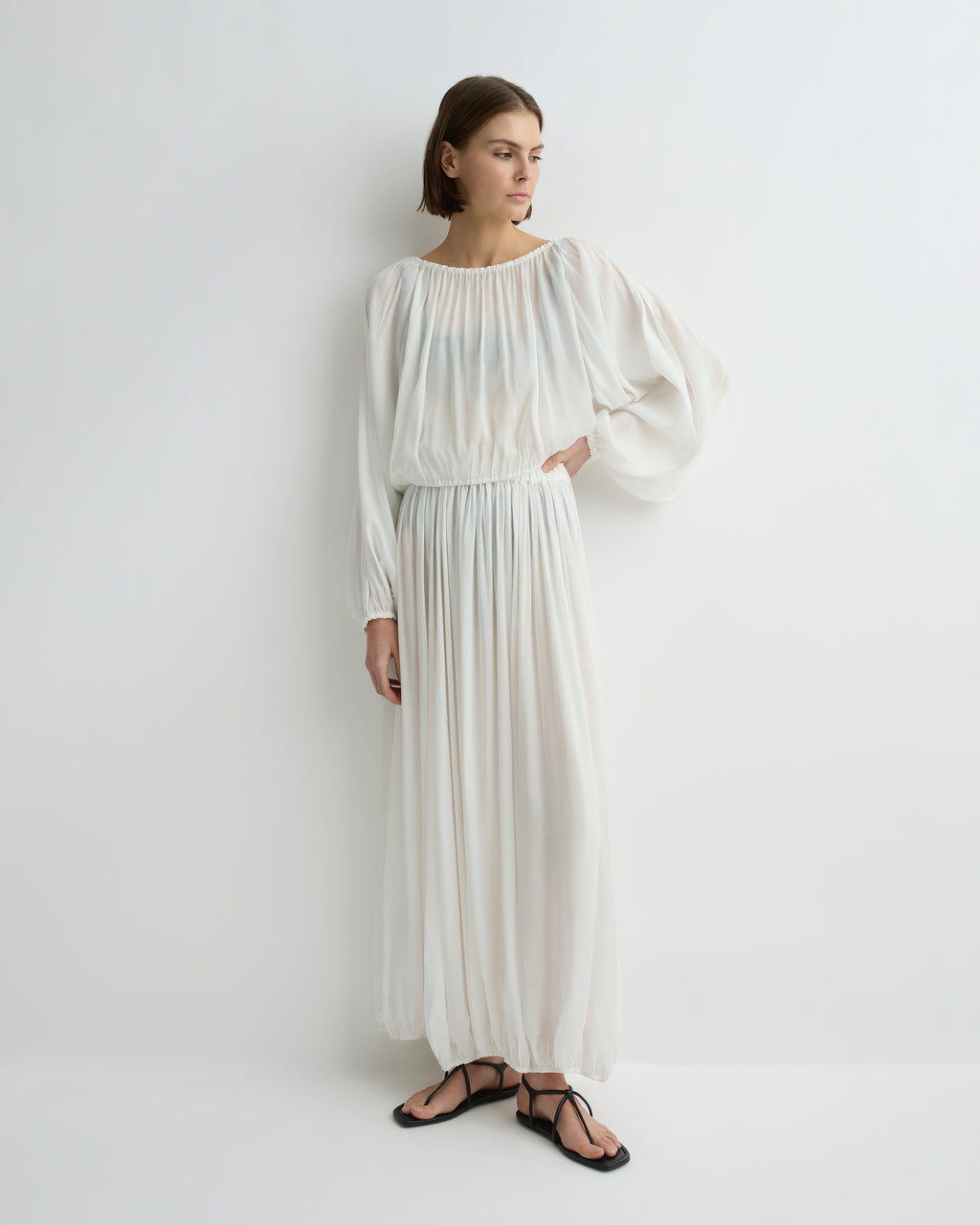 Cremona Balloon Top White