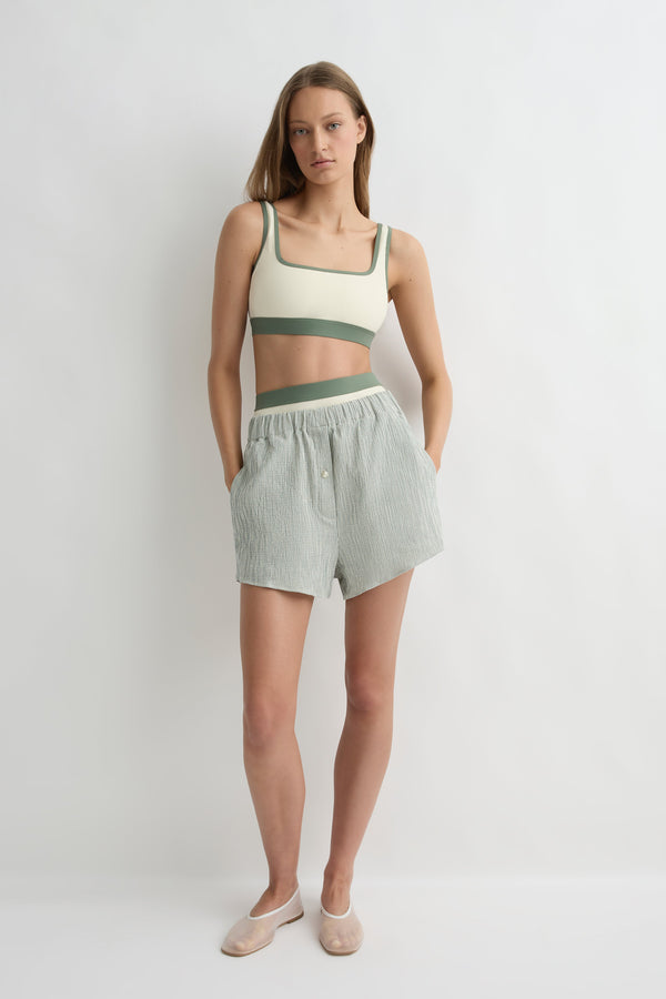 Finn Short Leaf