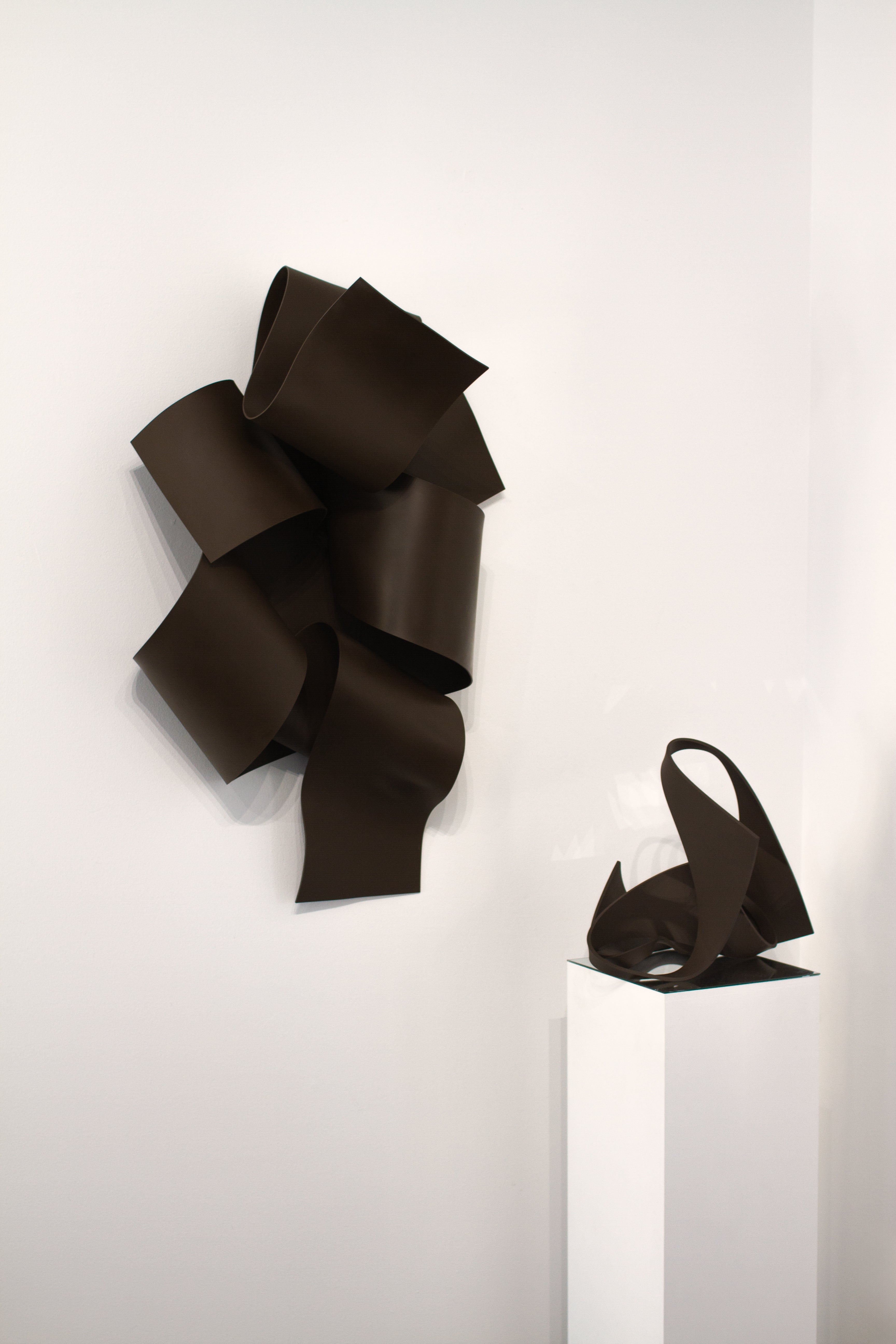 Dark Marron Furl #02