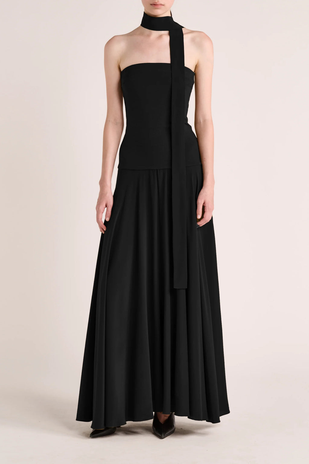 Illi Tie Strapless Maxi Dress