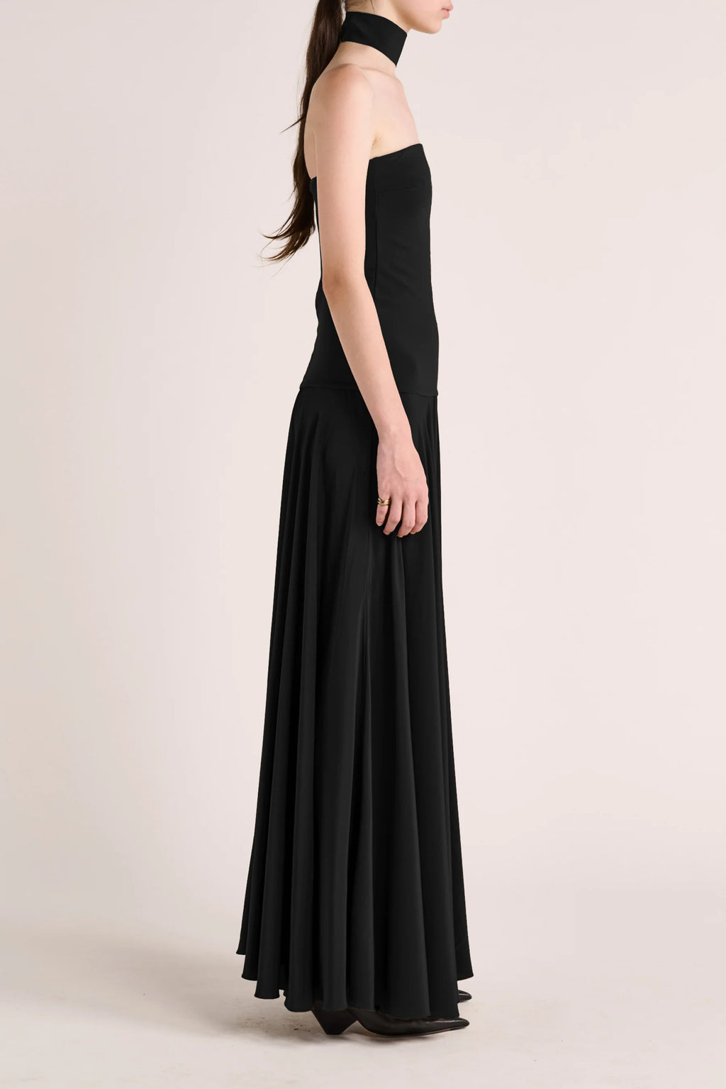 Illi Tie Strapless Maxi Dress