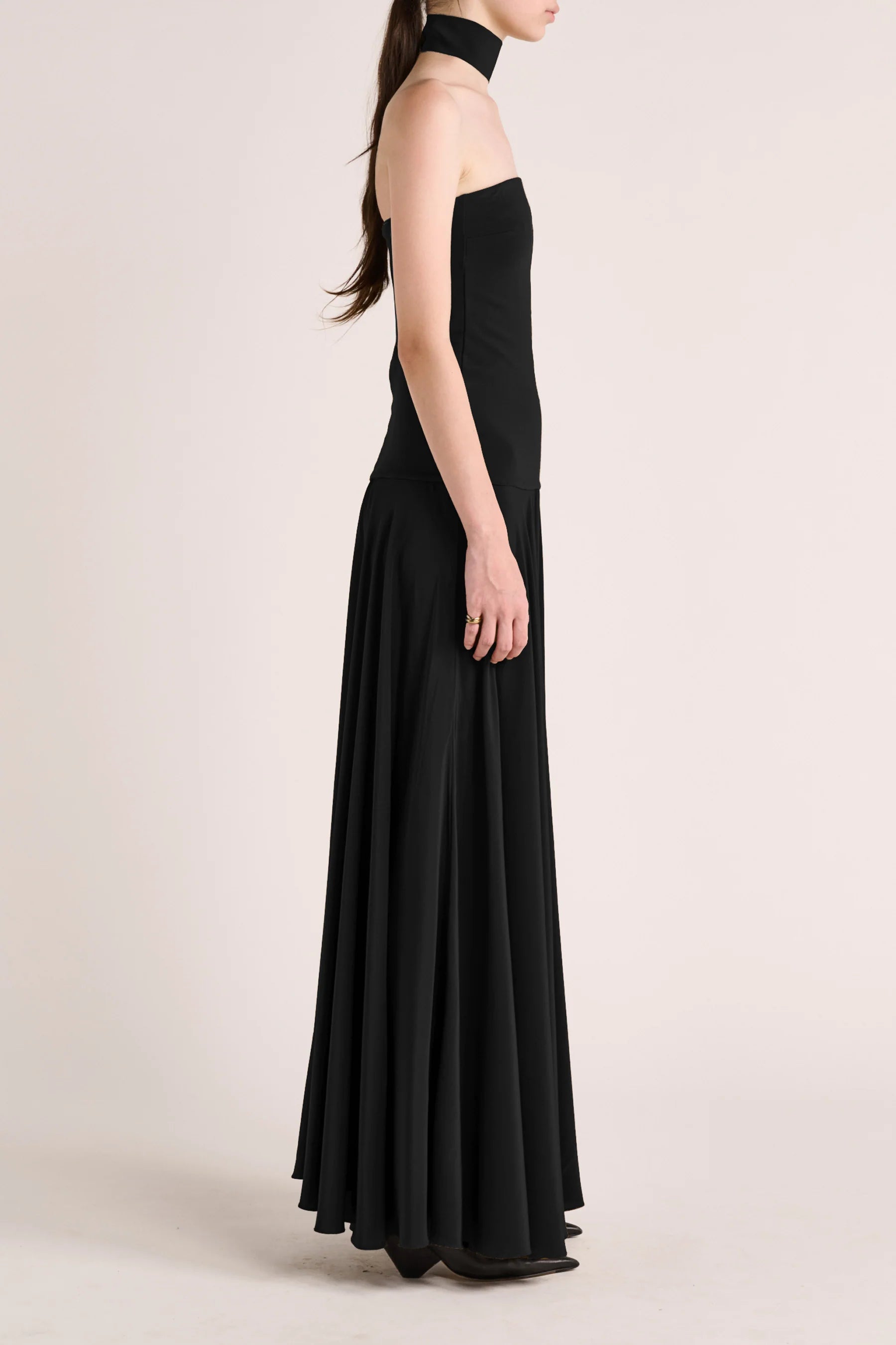 Illi Tie Strapless Maxi Dress