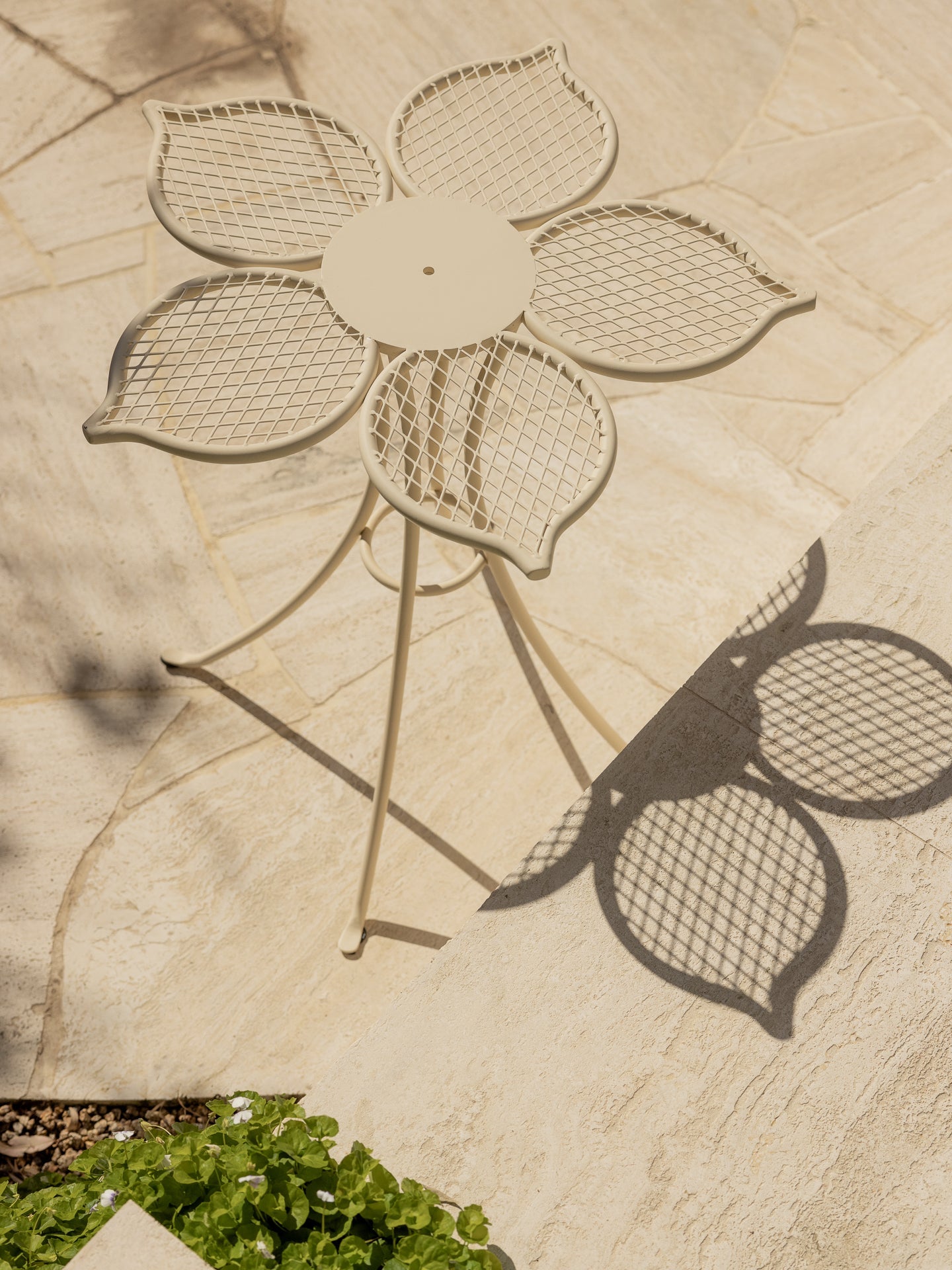 Flower Table