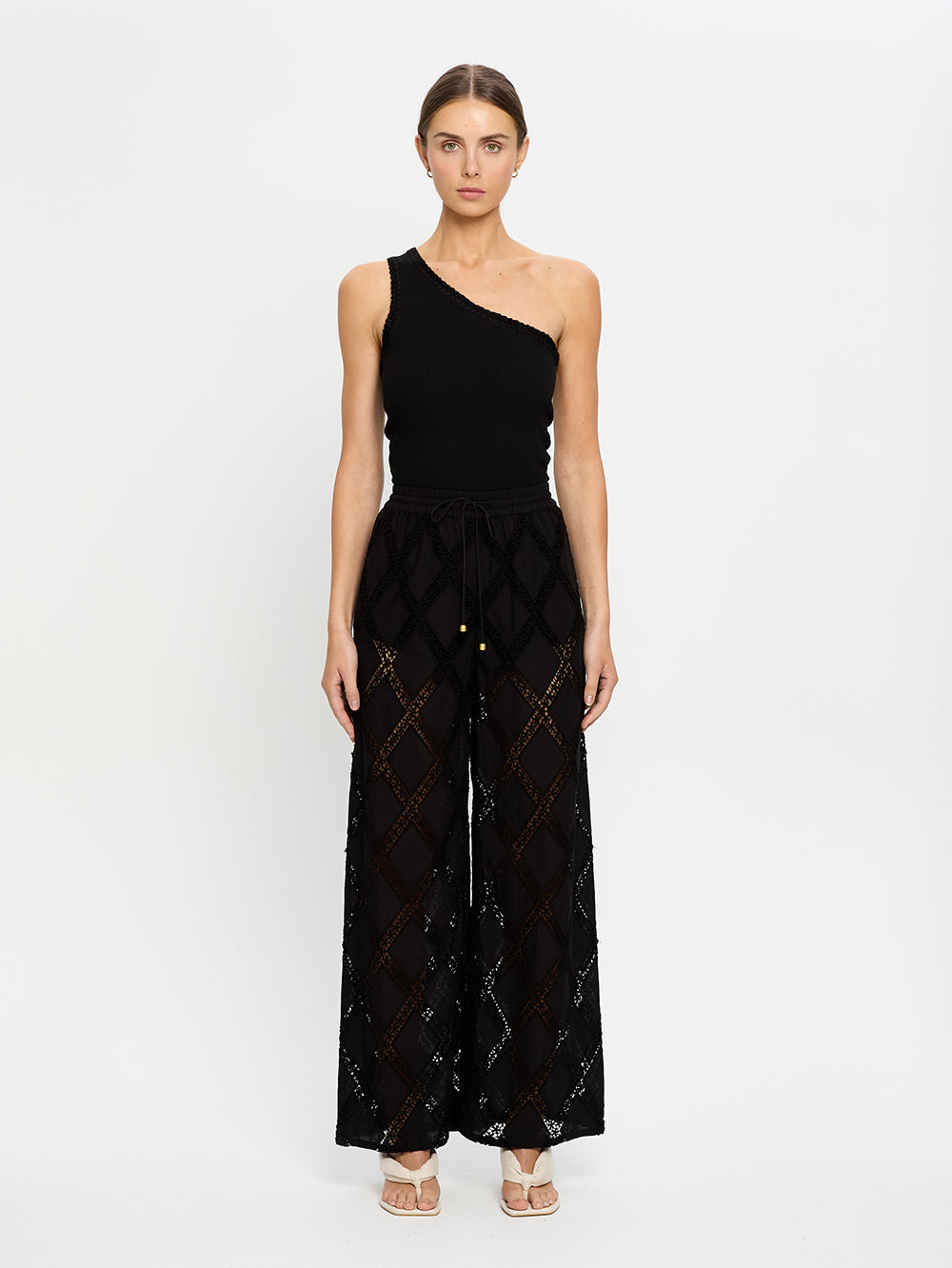 Izzy Pant