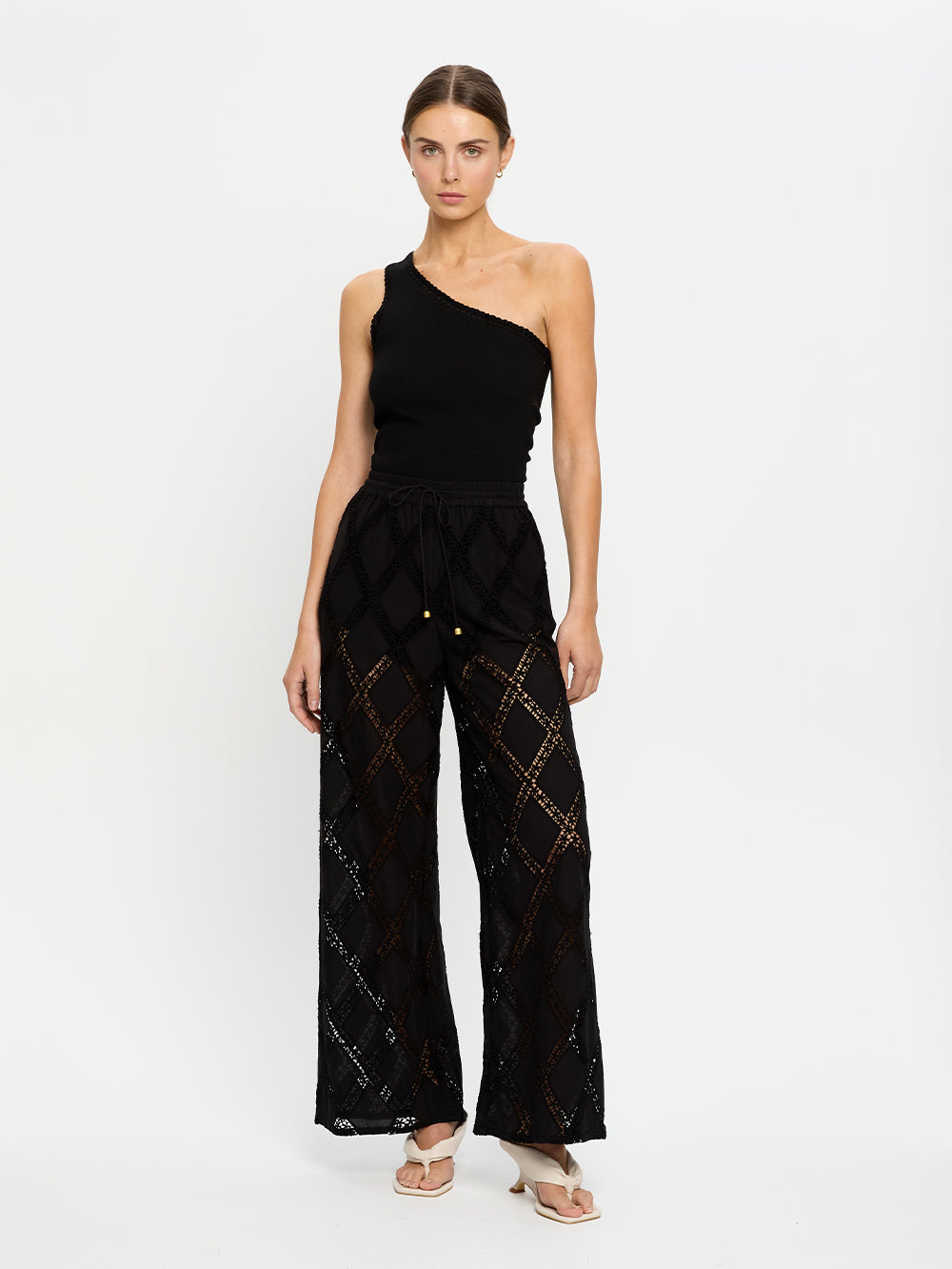 Izzy Pant