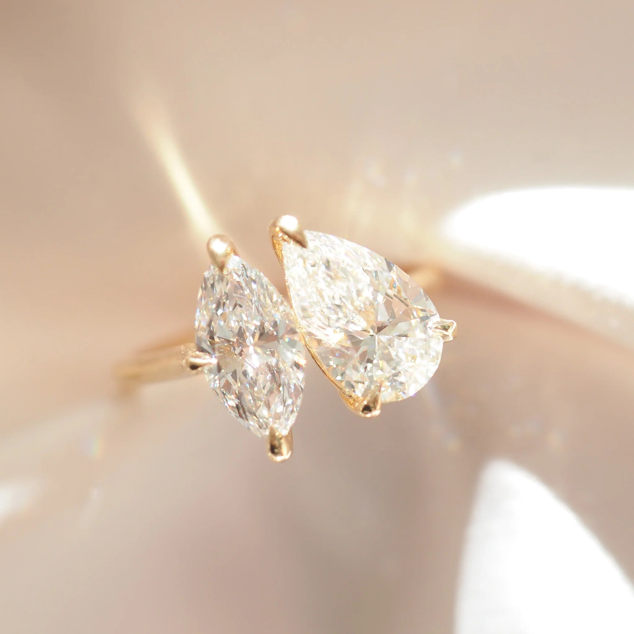 Lea | 2.5ct Pear & Marquise Toi et Moi Lab-Grown Diamond Engagement Ring