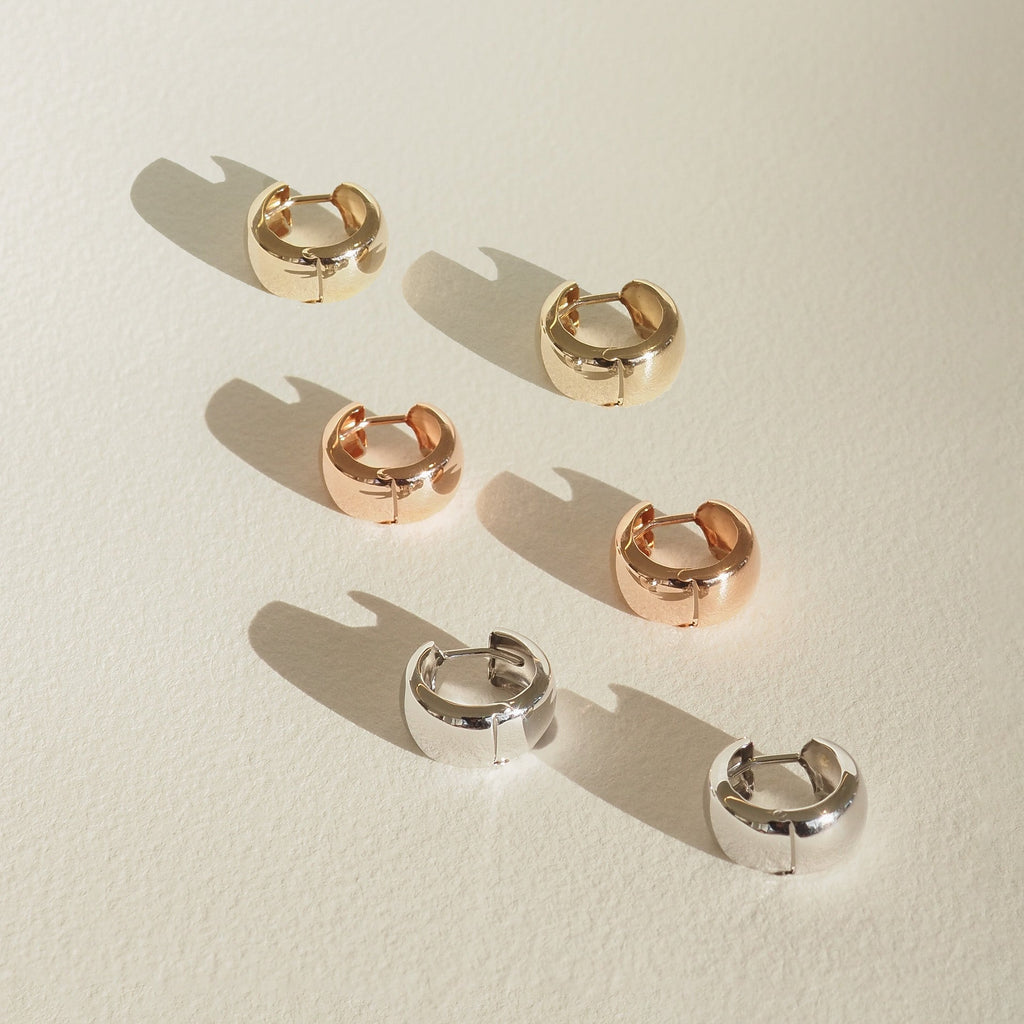 [text overlay: Yellow Gold (top), Rose Gold (middle), White Gold (Bottom)] [text colour: #000000]
