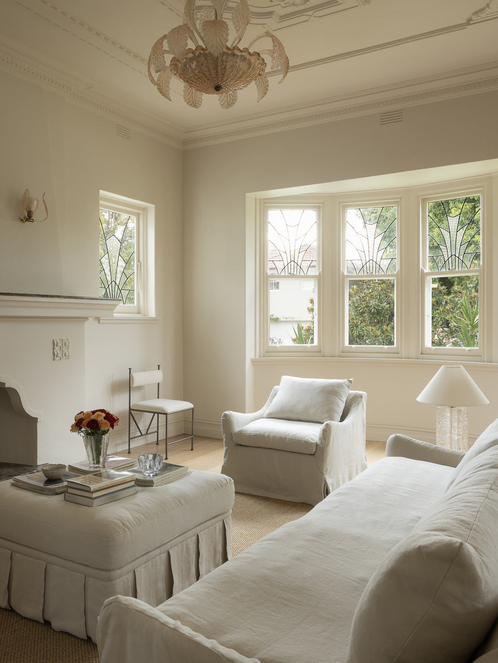 Louis Armchair Creme