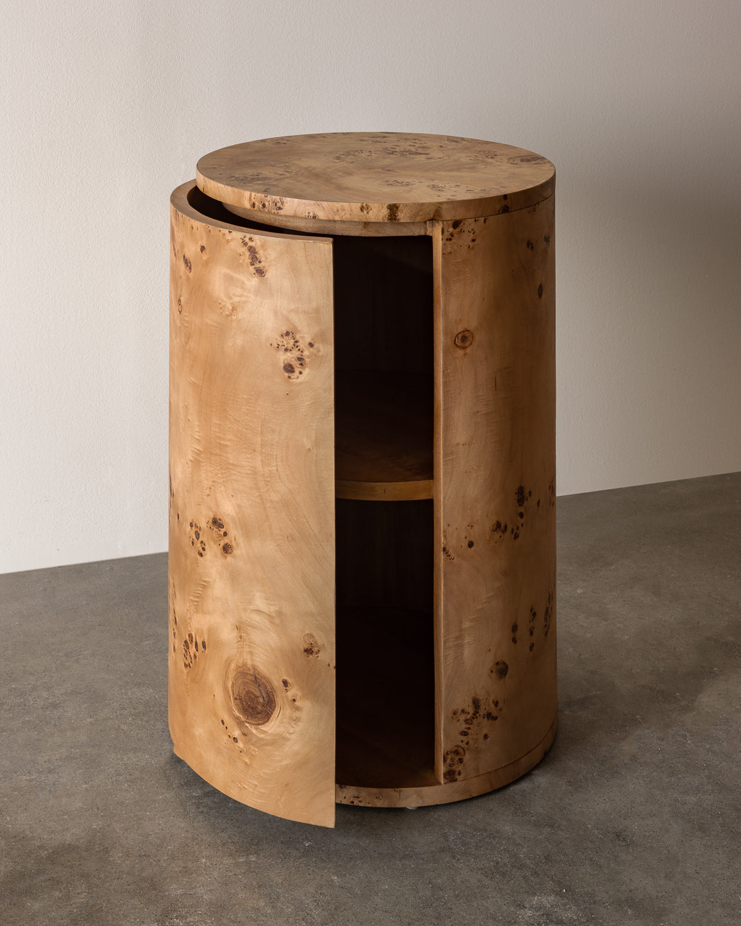 Vernier Round Side Table Natural