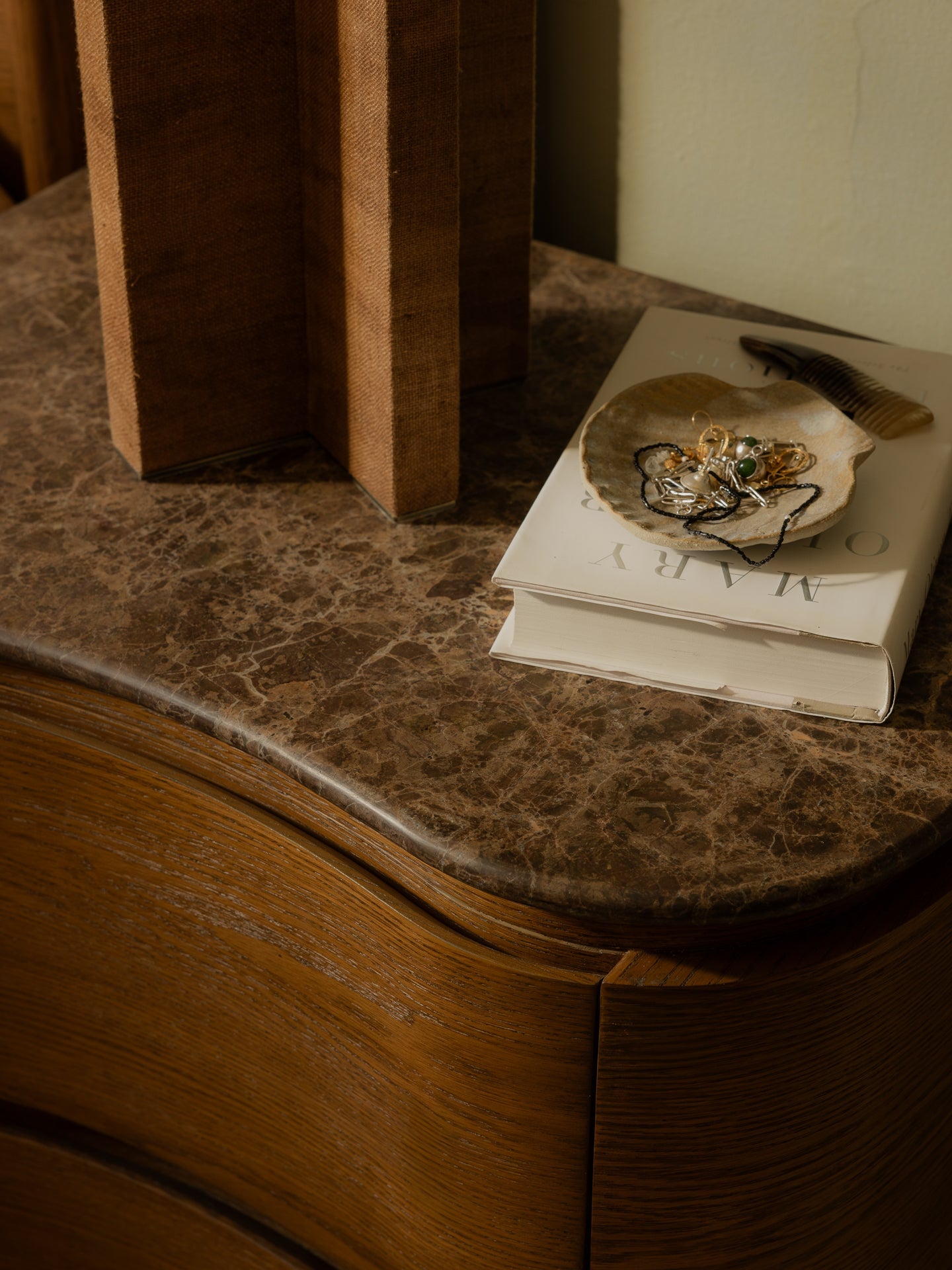 Remy Bedside Saddle