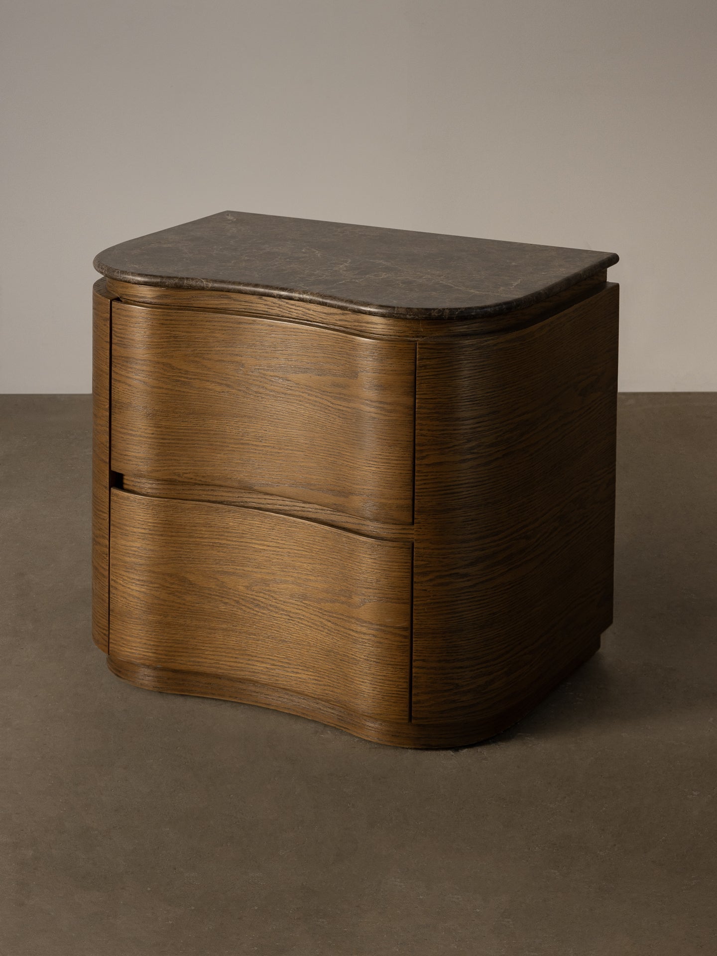 Remy Bedside Saddle