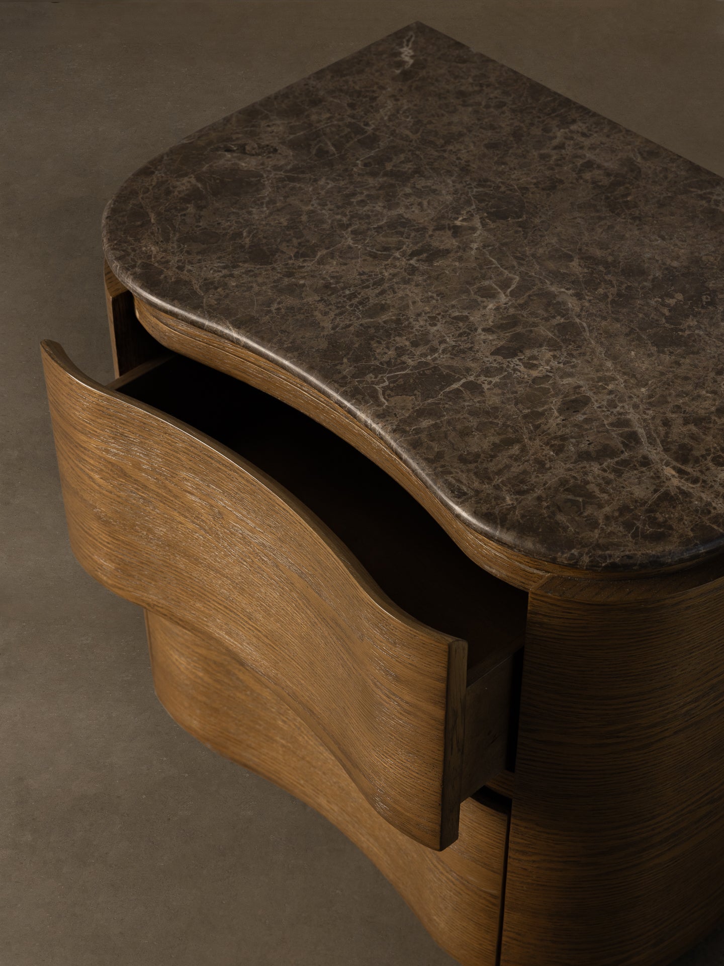 Remy Bedside Saddle