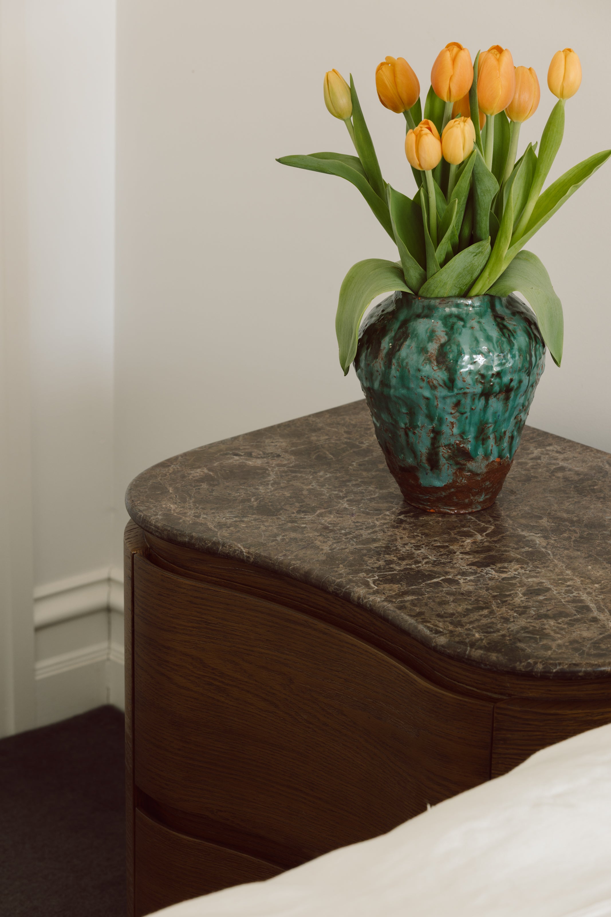 Remy Bedside Saddle