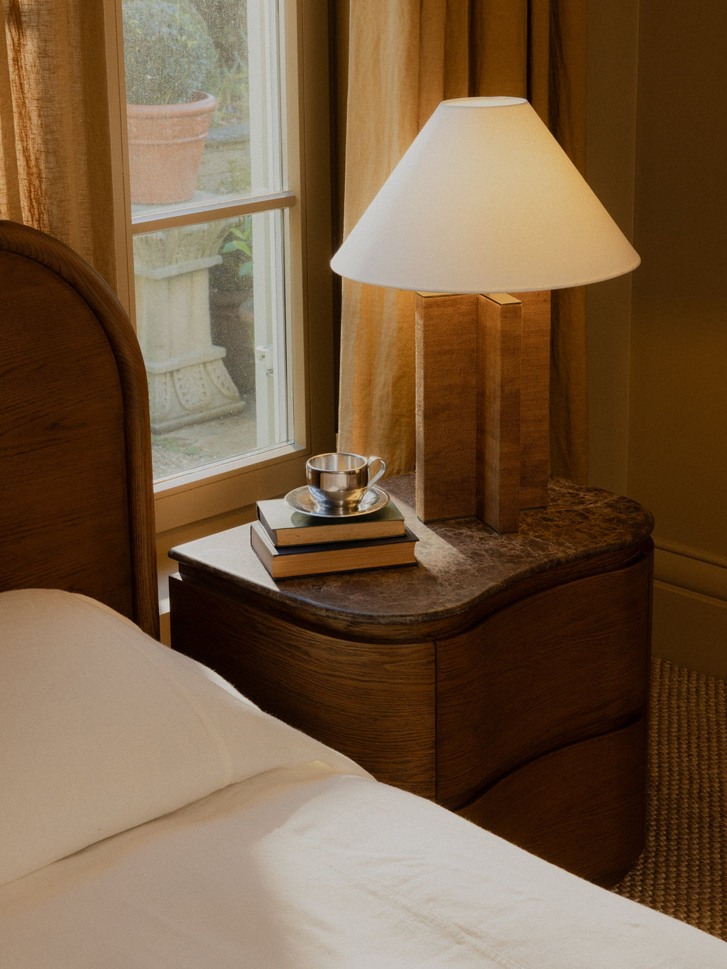 Remy Bedside Saddle