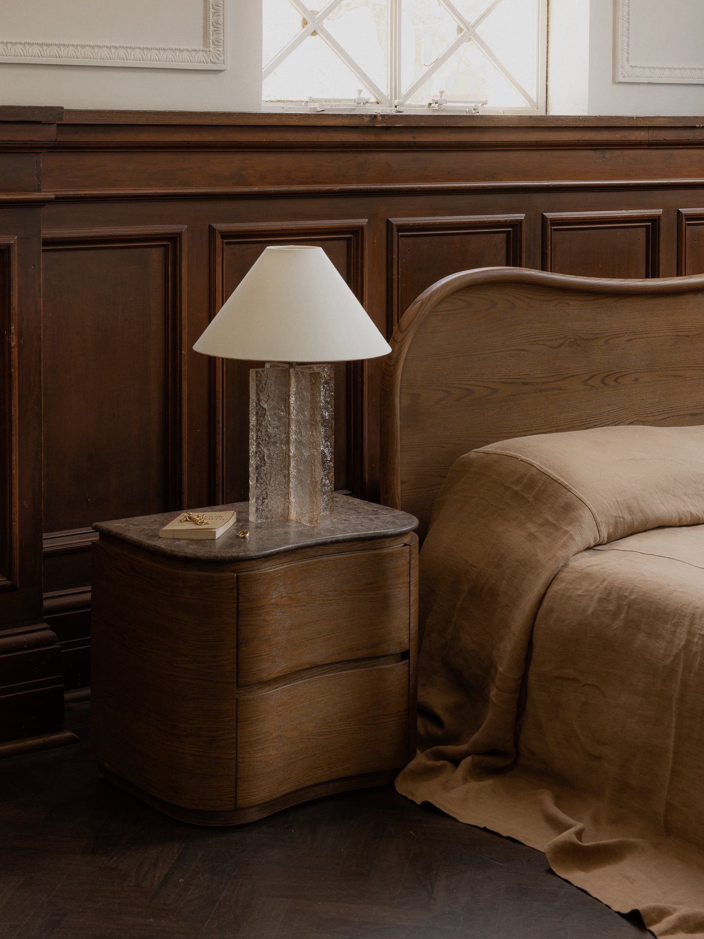 Remy Bedhead Saddle