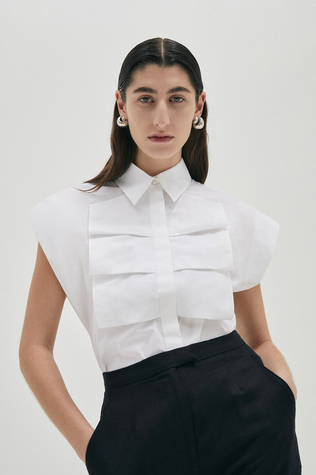 Sentimental Sleeveless Blouse White