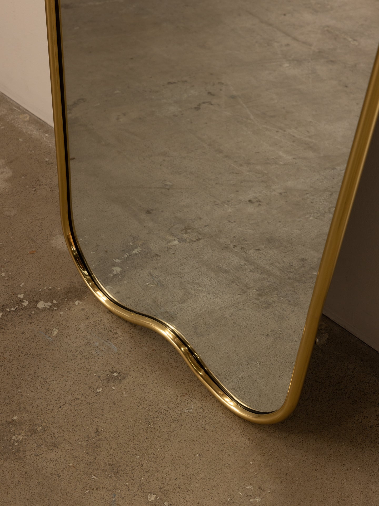Senne Tall Mirror Brass