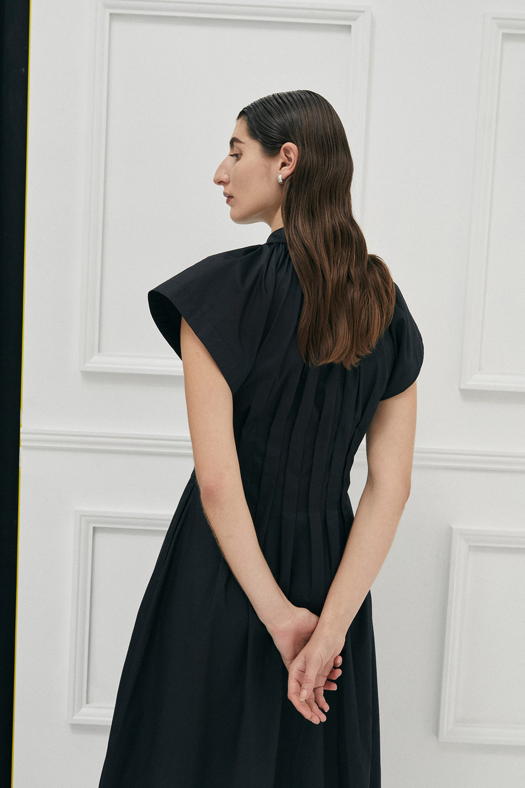 Uncharted Pleated Shirt Dress Black