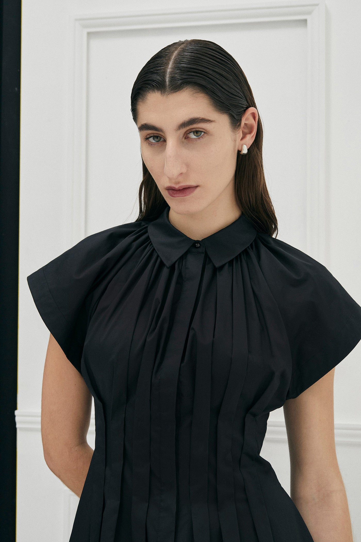 Uncharted Pleated Shirt Dress Black