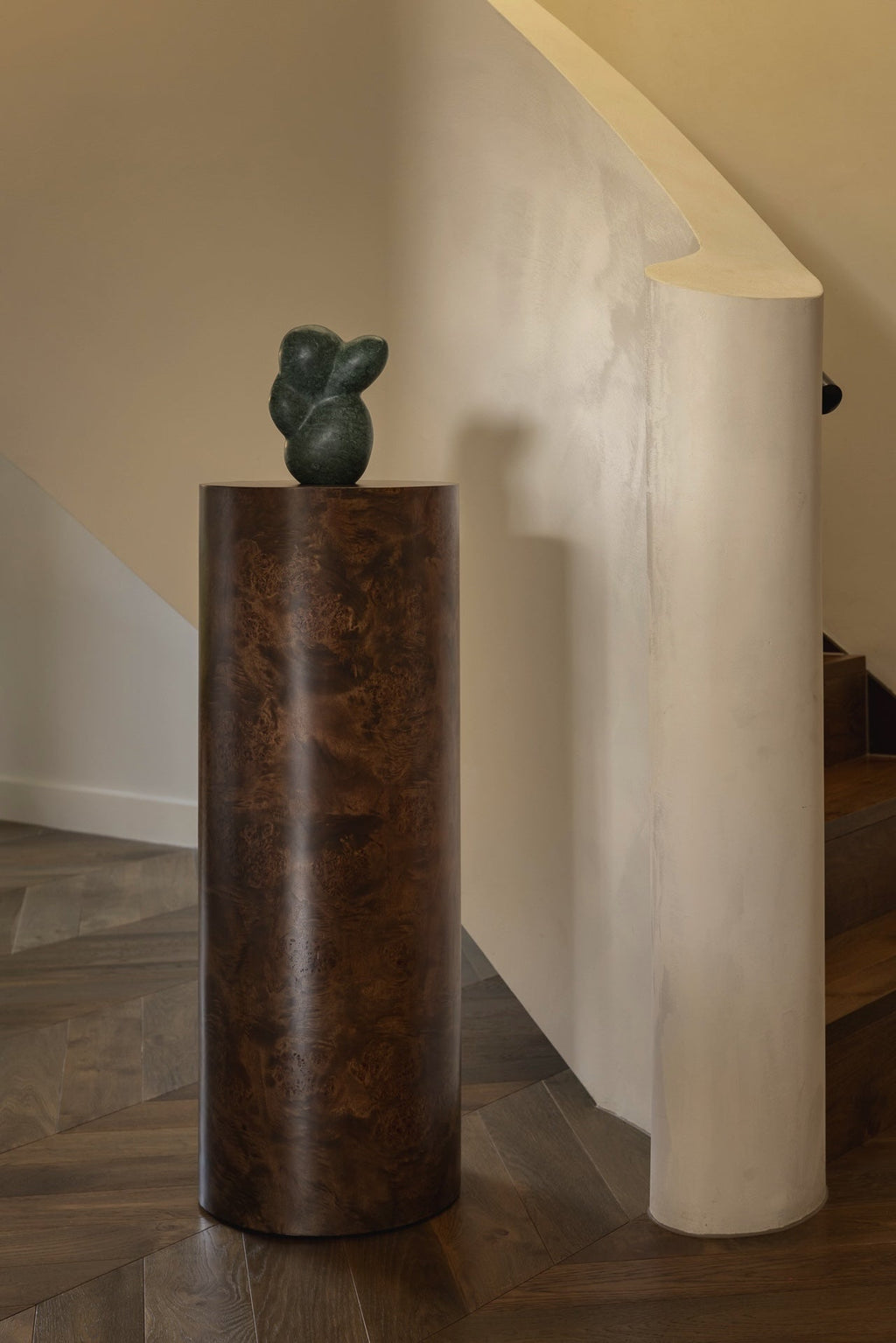 Vernier Plinth Tabac