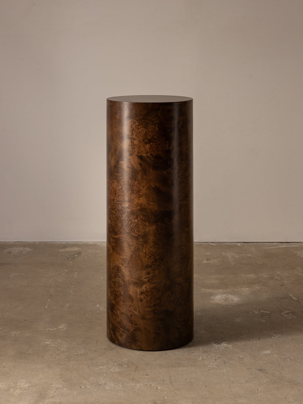 Vernier Plinth Tabac