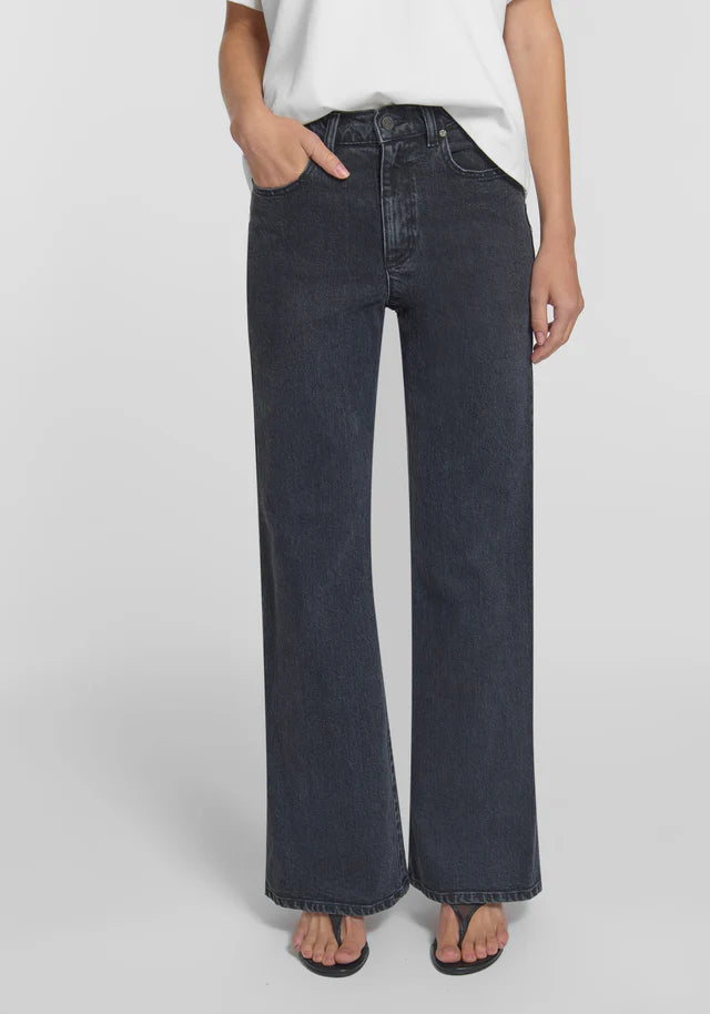 Beatles Jean Jet Black Wash