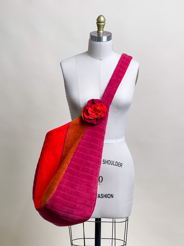 HORSESHOE BAG #3 (DESIGNER), by Re/lax Remade, is featured in the WeWearAustralian New York 2025 showcase.