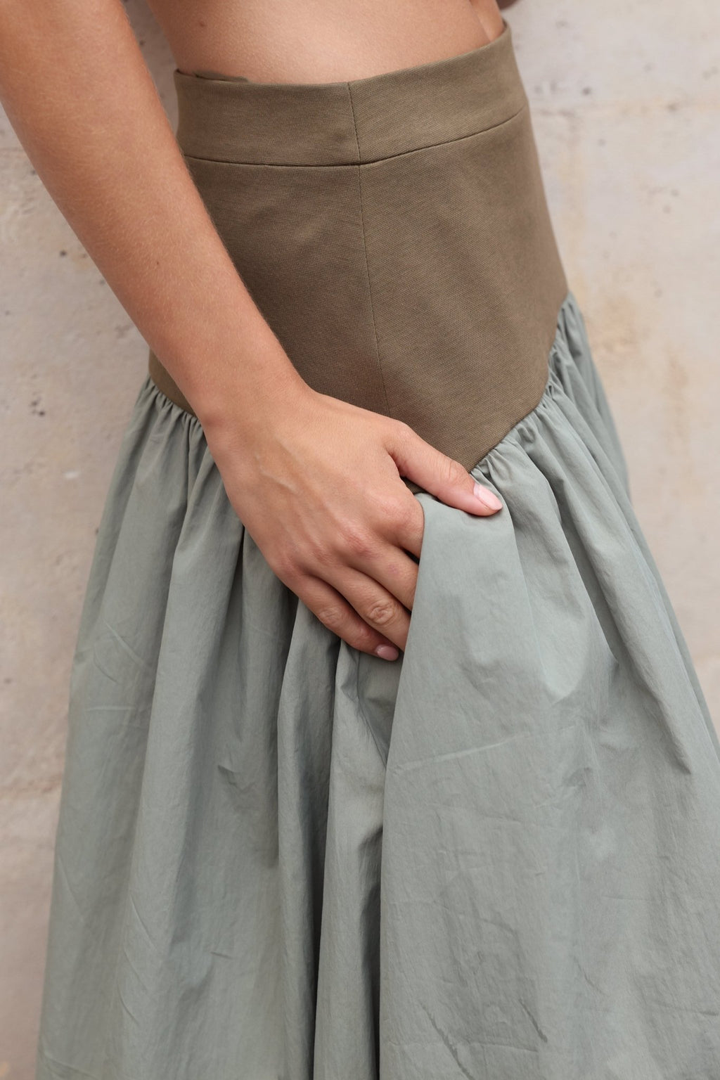 Jude Block Maxi Skirt Olive