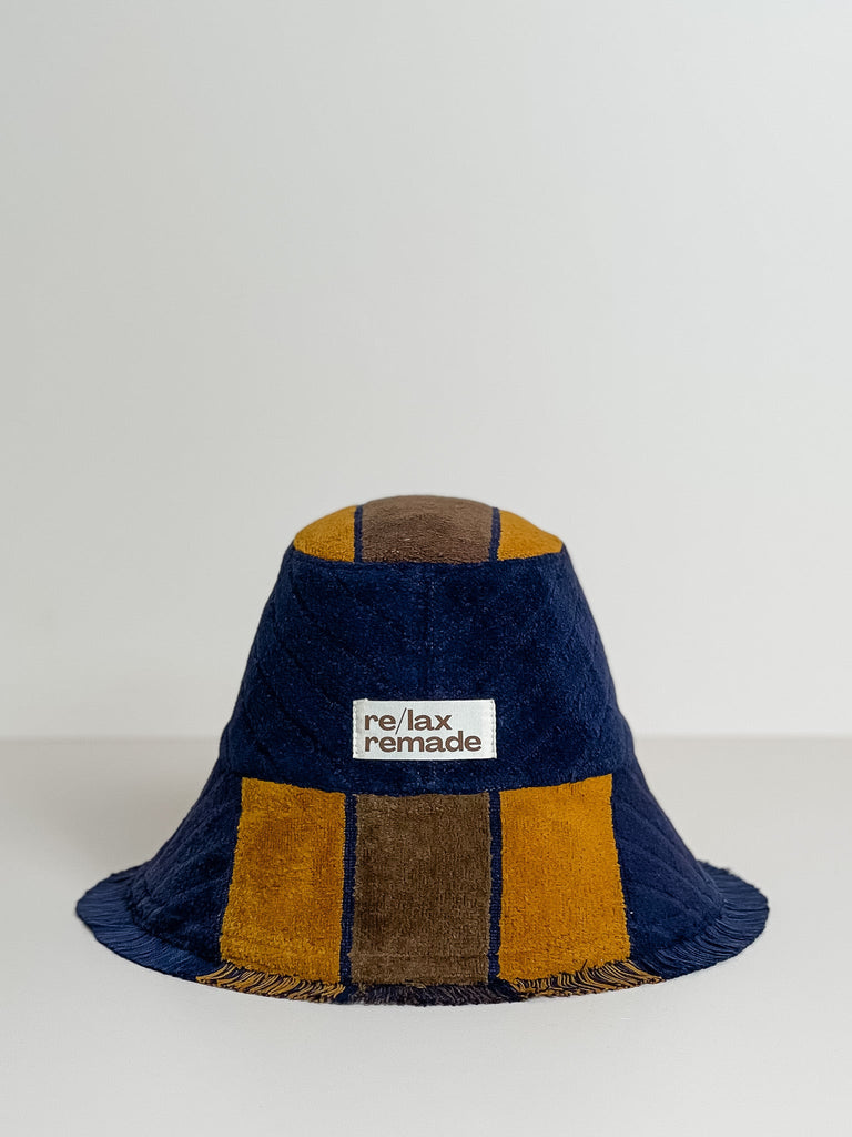 LUXURY FREYA CROP #25 (DESIGNER) MEDIUM, by Re/lax Remade, is featured in the WeWearAustralian New York 2025 showcase.