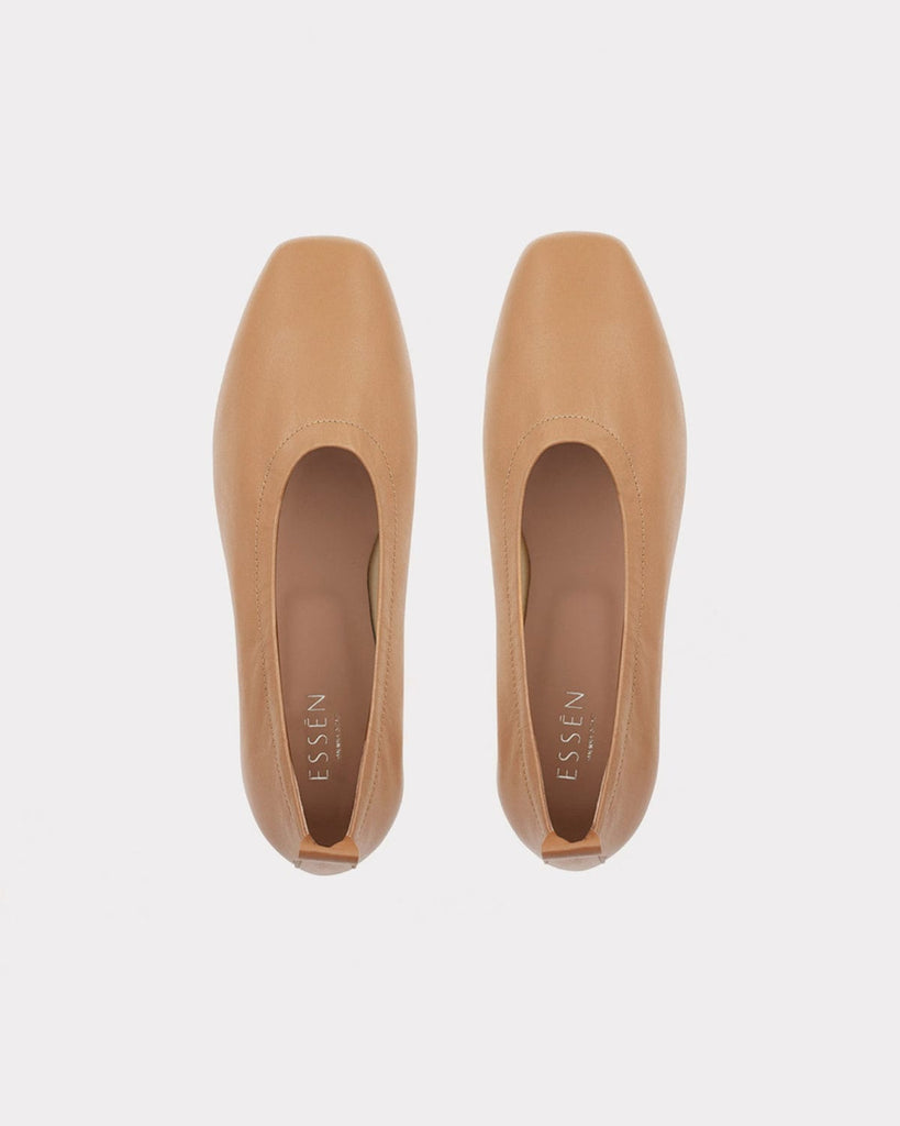 ESSĒN Shoes The Foundation Flat - Tan
