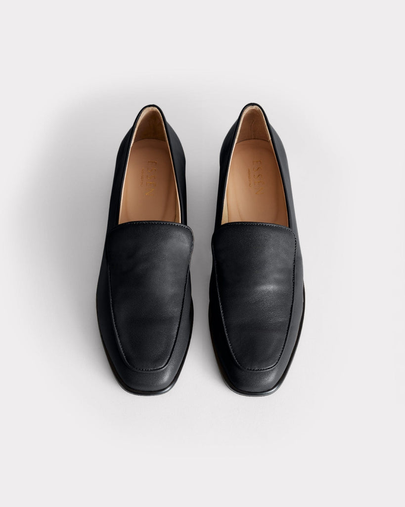 ESSĒN Shoes The Modern Moccasin - Black
