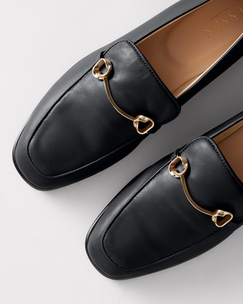 ESSĒN Shoes The Modern Moccasin - Black with hardware