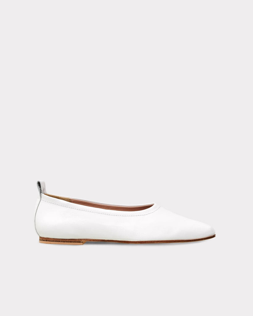 ESSĒN The Foundation Flat - White