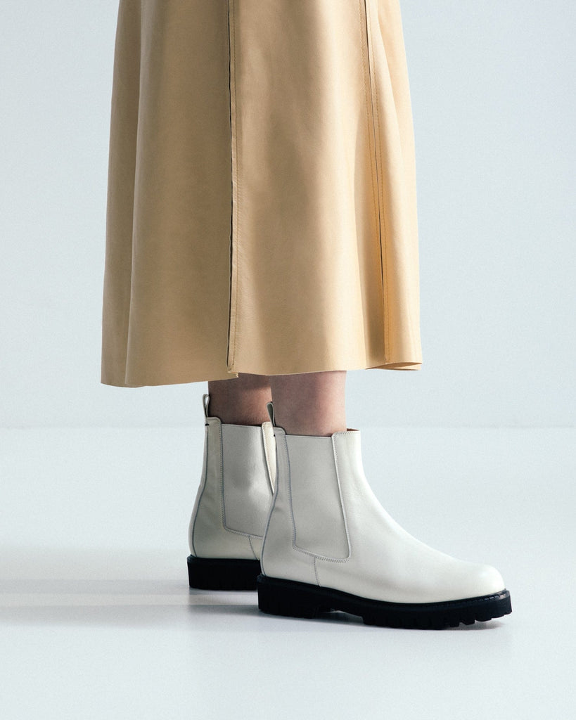 ESSĒN The Leather Lug Sole - Butter