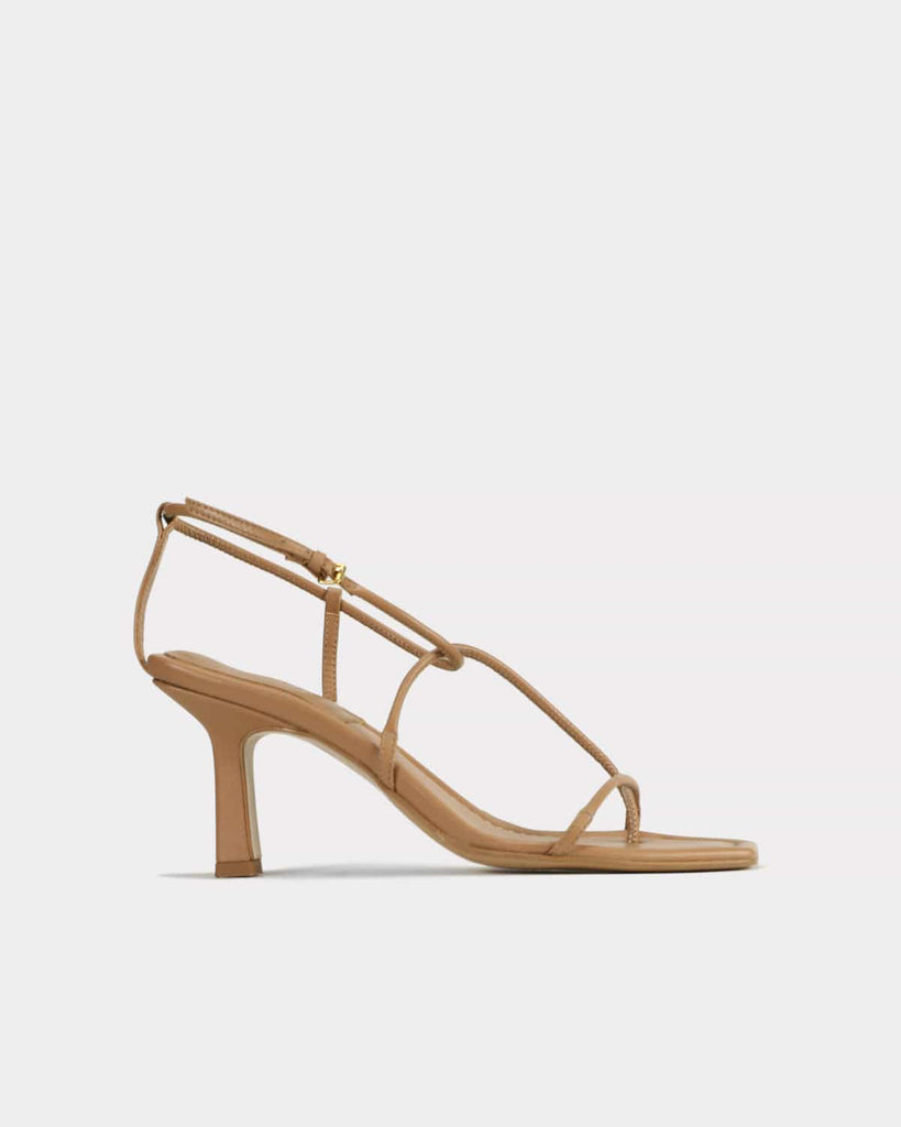 ESSĒN The Strappy Sandal - Almond