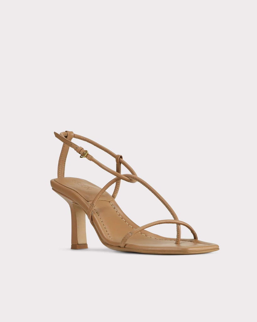 ESSĒN The Strappy Sandal - Almond