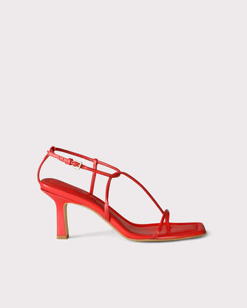 ESSĒN The Strappy Sandal - Red